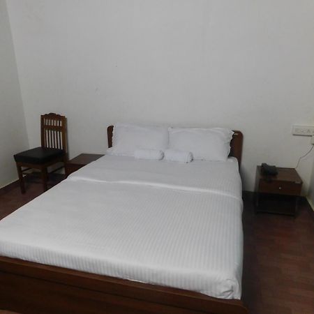 Ayur Vaidya Mana Hotel Palakkad Exterior photo